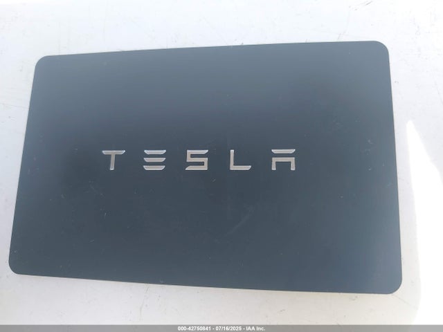 2024 TESLA MODEL Y 7SAYGDED7RF187112 Photo 10