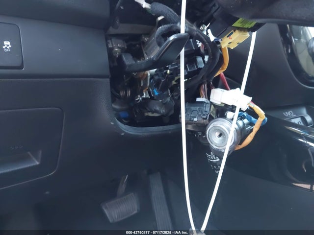 KIA dohc gdi nu 2014 KNDJX3A56E7702737 Image 6