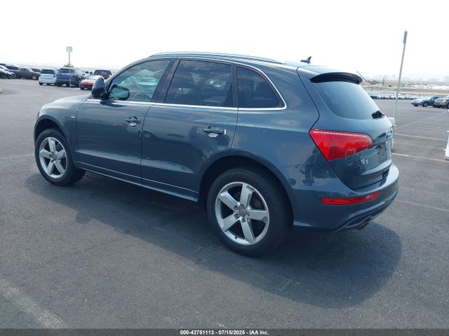 2011 AUDI Q5 WA1DKAFP6BA035865 Photo 2