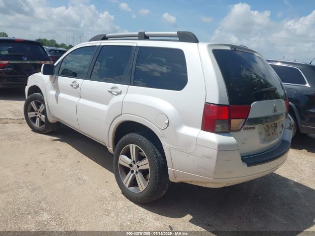 2011 MITSUBISHI ENDEAVOR 4A4JM3AS2BE026950 Photo 2