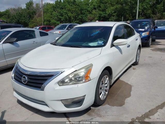 Nissan 2014 2014 1N4AL3AP4EN214871 Image 2