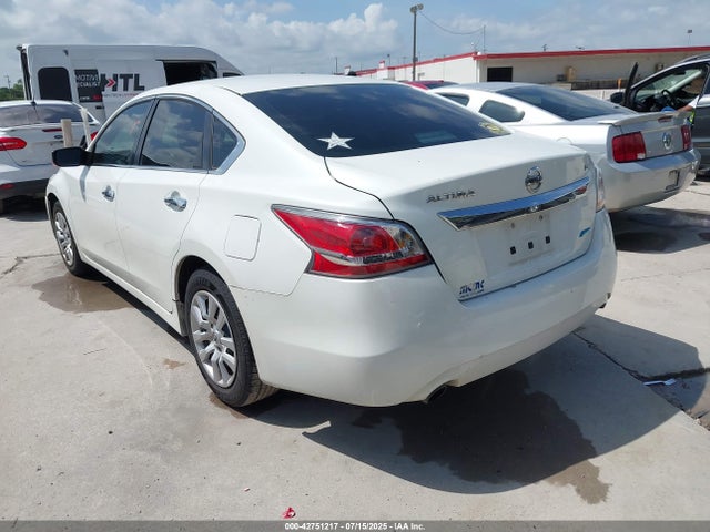 Nissan 2014 2014 1N4AL3AP4EN214871 Image 3