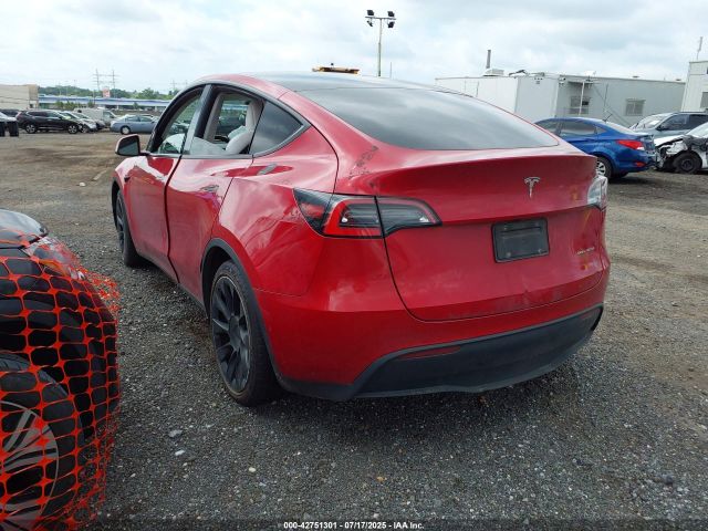 2021 TESLA MODEL Y 5YJYGDEEXMF100317 Photo 2