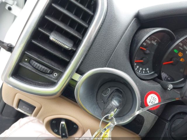 2016 PORSCHE CAYENNE WP1AA2A27GKA08834 Photo 10