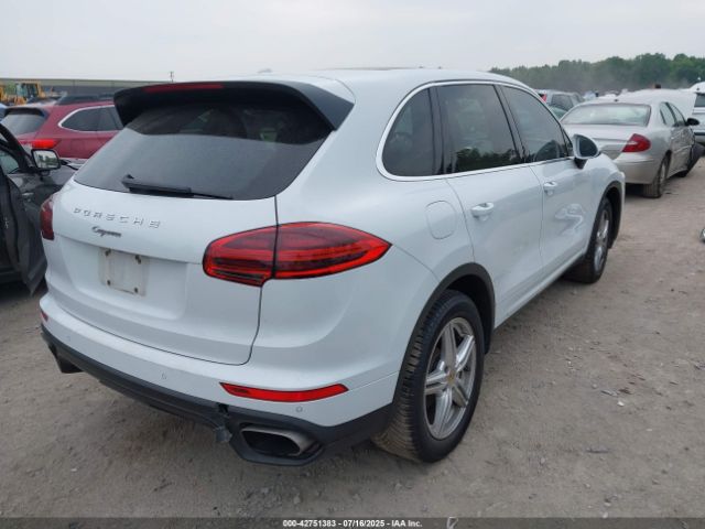2016 PORSCHE CAYENNE WP1AA2A27GKA08834 Photo 3