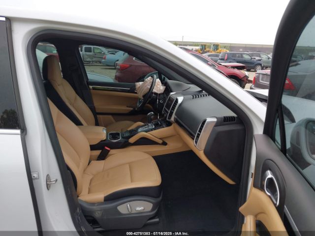 2016 PORSCHE CAYENNE WP1AA2A27GKA08834 Photo 4