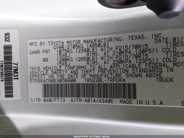 5TFNX4CN6EX036600 Toyota 2tr-fe