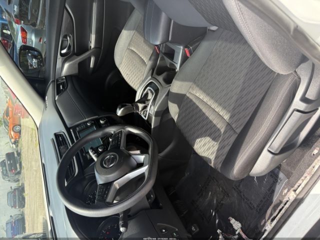 2018 NISSAN ROGUE 5N1AT2MT6JC772414 Photo 4