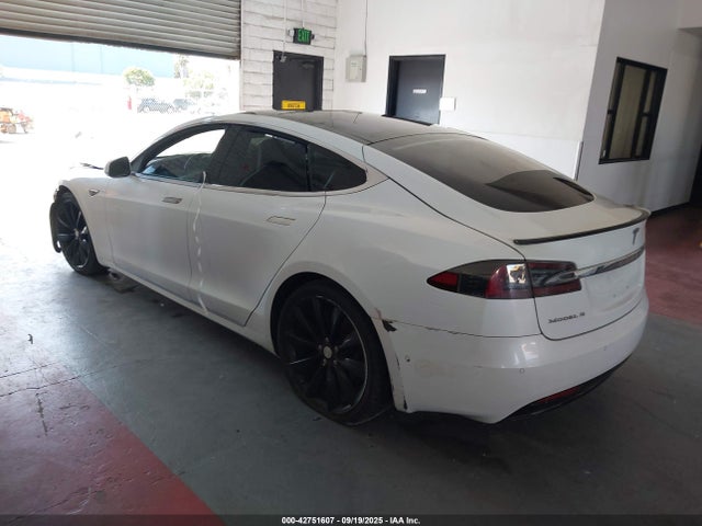 2016 TESLA MODEL S 5YJSA1E16GF152874 Photo 2