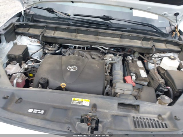 5TDHZRBH9MS551417 Toyota 2gr-fks
