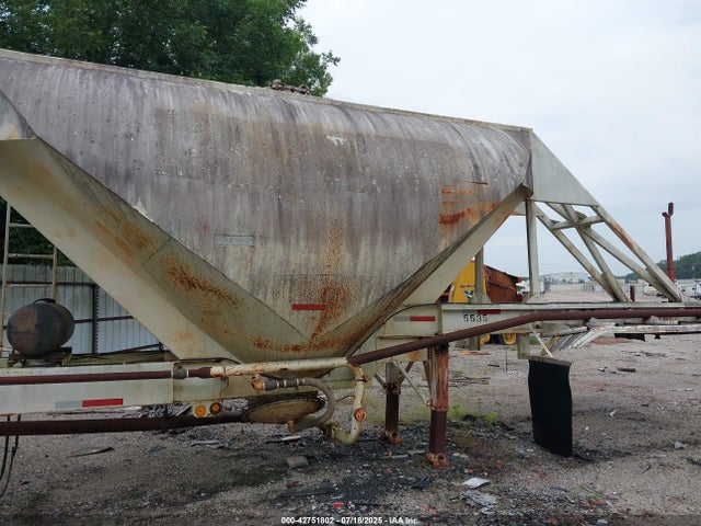 42751802 :رقم المزاد ، 1H4B04125BL018803 vin ، 1981 Fruehauf Unknown مزاد بيع