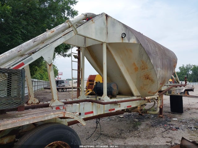 42751802 :رقم المزاد ، 1H4B04125BL018803 vin ، 1981 Fruehauf Unknown مزاد بيع