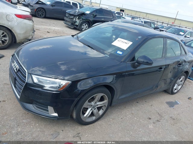 2018 AUDI A3 WAUAUHFF9J1054716 Photo 1