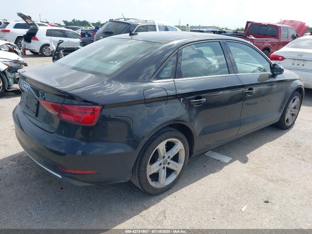 2018 AUDI A3 WAUAUHFF9J1054716 Photo 3
