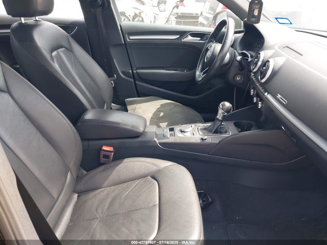 2018 AUDI A3 WAUAUHFF9J1054716 Photo 4