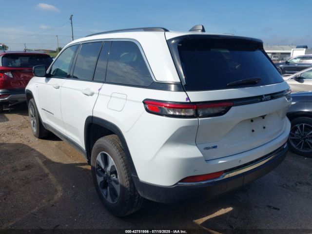 2024 JEEP GRAND CHEROKEE 4XE 1C4RJYB60RC720527 Photo 2