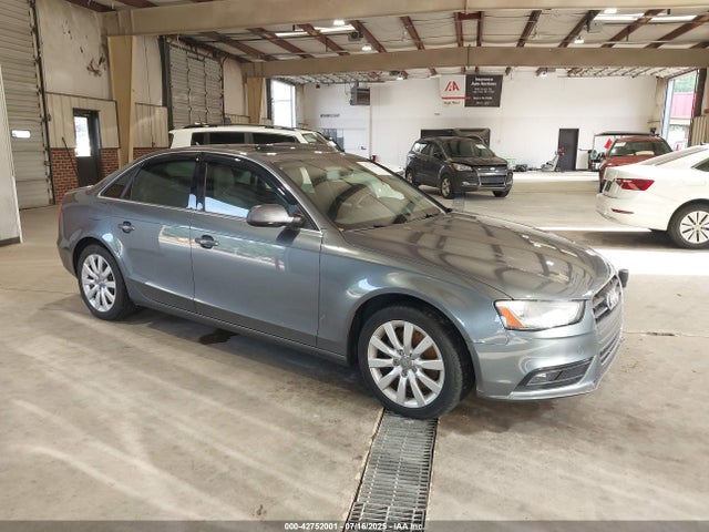 2013 AUDI A4 WAUAFAFL8DN030069 Photo 0