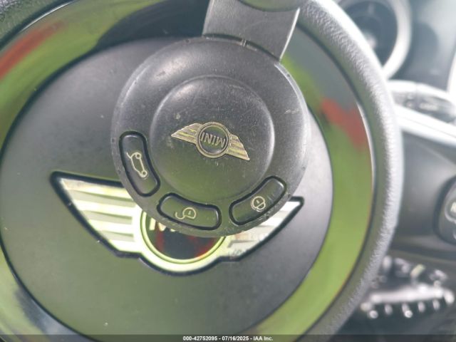 2012 MINI COOPER CLUBMAN WMWZF3C53CT189483 Photo 10