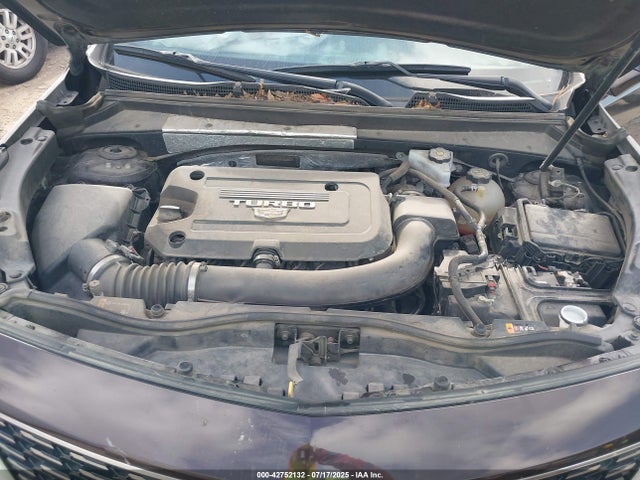 2021 CADILLAC XT4 1GYFZCR48MF002387 Photo 9