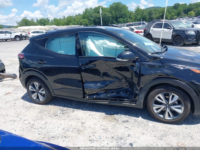 1G1FY6S02P4207441 Chevrolet 2023