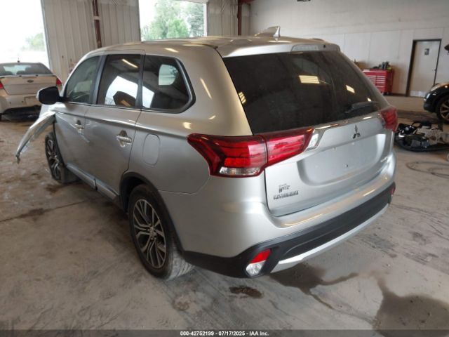 2018 MITSUBISHI OUTLANDER JA4AD3A39JZ003327 Photo 2