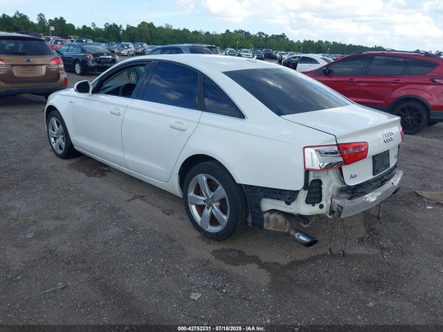 2012 AUDI A6 WAUGGAFC7CN037634 Photo 2