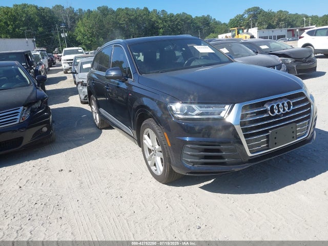 2017 AUDI Q7 WA1MAAF77HD015747 Photo 0