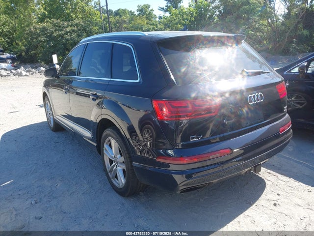 2017 AUDI Q7 WA1MAAF77HD015747 Photo 2
