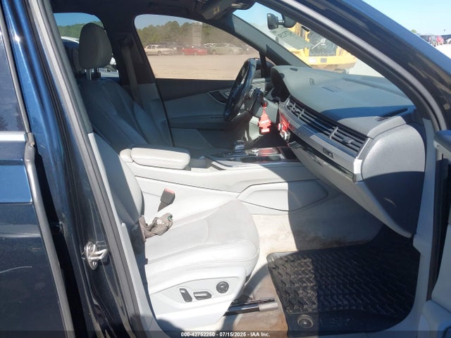 2017 AUDI Q7 WA1MAAF77HD015747 Photo 4