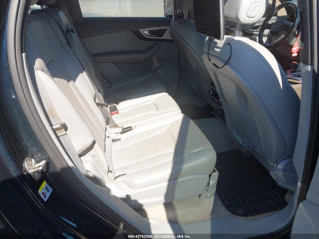 2017 AUDI Q7 WA1MAAF77HD015747 Photo 7