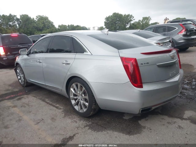 2017 CADILLAC XTS 2G61M5S36H9164161 Photo 2