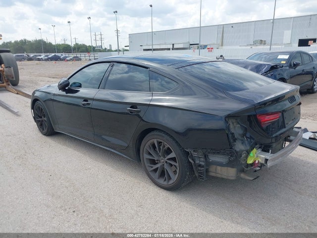 Audi A5 2021 WAUABCF58MA042741 Image 3