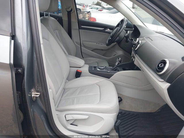 2016 AUDI A3 WAUA7GFF8G1040851 Photo 4