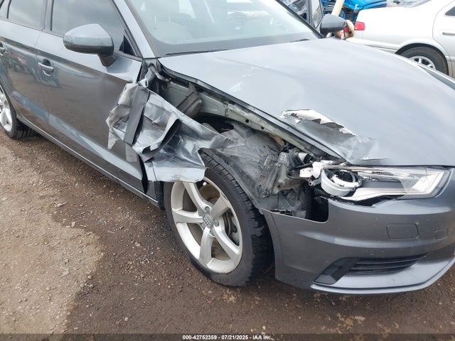 2016 AUDI A3 WAUA7GFF8G1040851 Photo 5