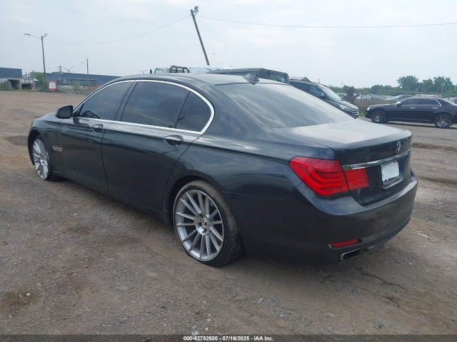 2012 Bmw 750li მანქანა იყიდება აუქციონზე, vin: WBAKB8C55CC965218, აუქციონის ნომერი: 42752500