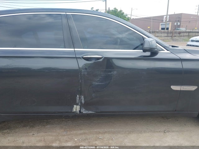2012 Bmw 750li მანქანა იყიდება აუქციონზე, vin: WBAKB8C55CC965218, აუქციონის ნომერი: 42752500