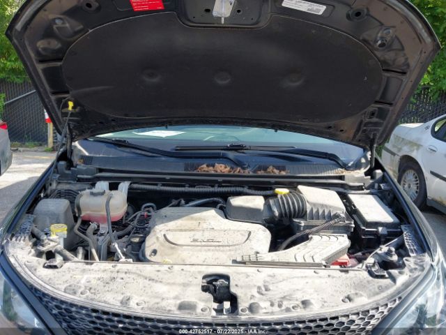 2022 CHRYSLER VOYAGER 2C4RC1CG7NR130187 Photo 9