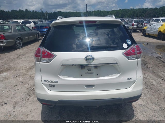 Nissan Rogue 2015 KNMAT2MT0FP564632 Image 16