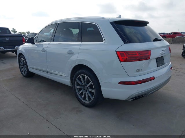 2018 AUDI Q7 WA1LAAF76JD017233 Photo 2