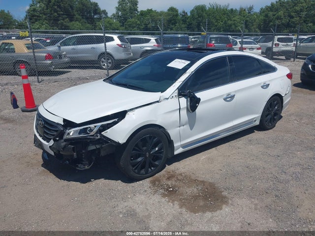 5NPE34ABXHH466389 Hyundai 2017