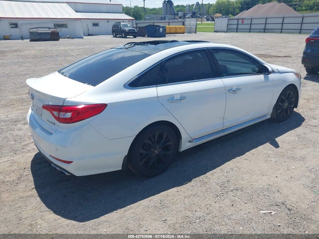 5NPE34ABXHH466389 Hyundai 2017