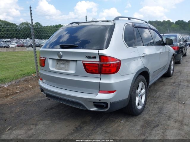2011 BMW X5 5UXZV8C55BL419654 Photo 3