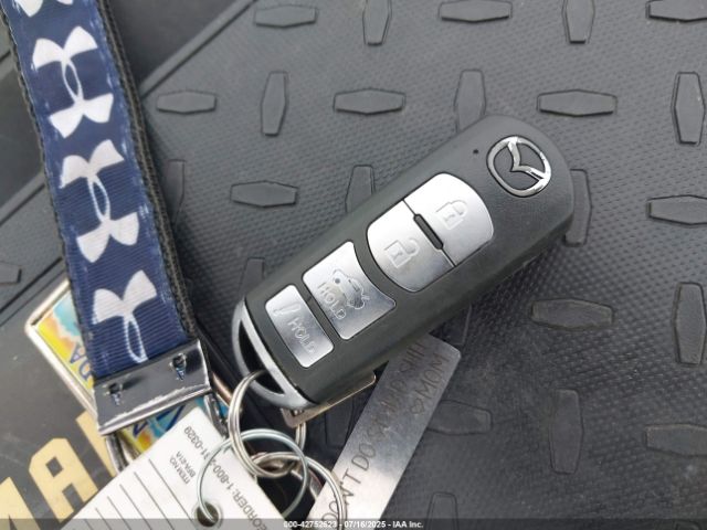 2017 MAZDA MAZDA6 JM1GL1U55H1148572 Photo 10