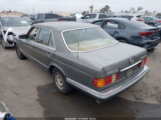 1982 MERCEDES-BENZ 300 WDBCB20A2CB021029 Photo 2