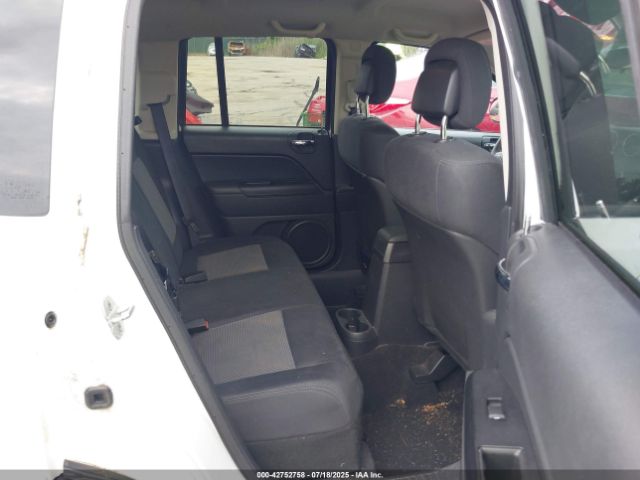 2011 JEEP COMPASS 1J4NF1FB7BD282517 Photo 7