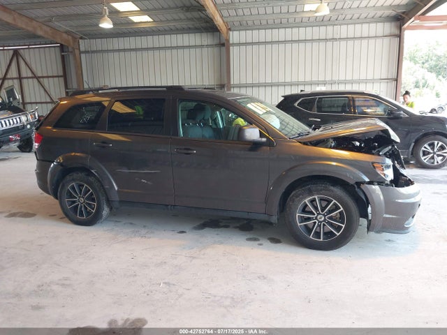 Dodge 2018 2018 3C4PDCAB7JT296174 Image 13