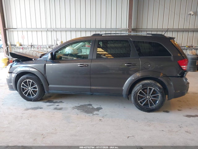 Dodge 2018 2018 3C4PDCAB7JT296174 Image 14