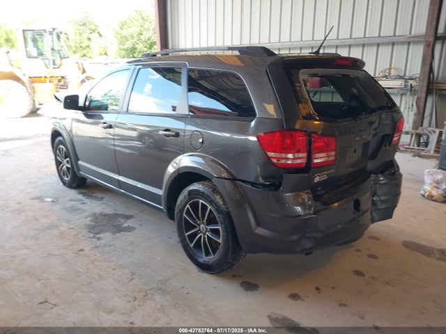 Dodge 2018 2018 3C4PDCAB7JT296174 Image 3