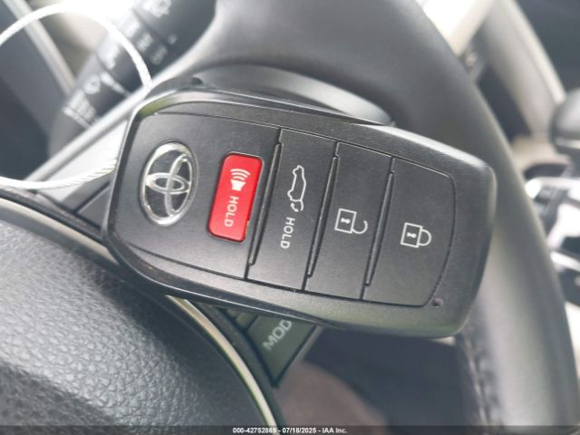 2022 TOYOTA COROLLA CROSS 7MUDAABG1NV026048 Photo 10