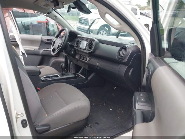 2019 TOYOTA TACOMA 5TFAX5GN0KX155401 Photo 4